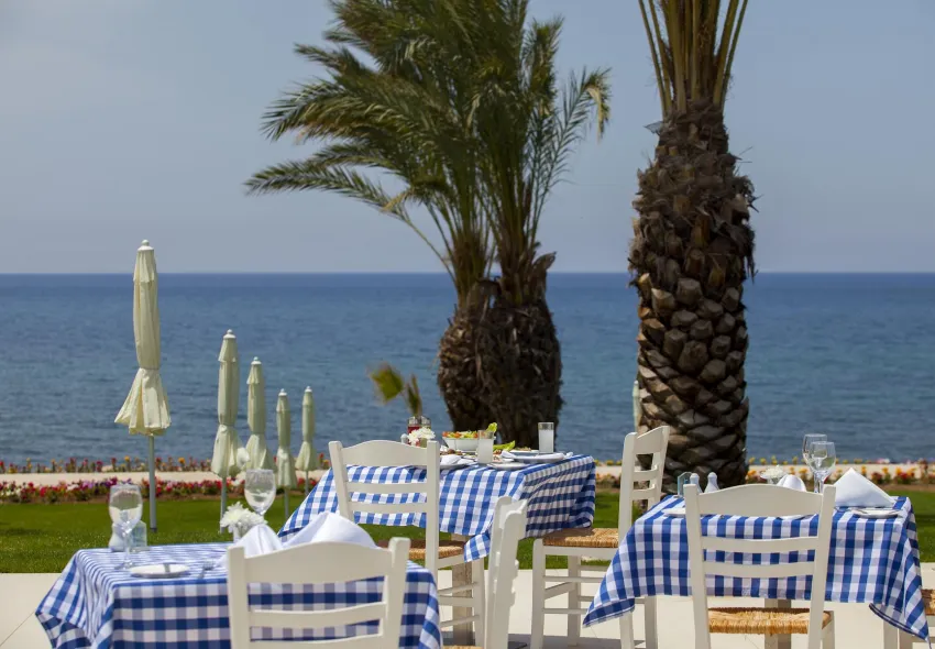 King Evelthon Beach Hotel and  Resort 5*-19