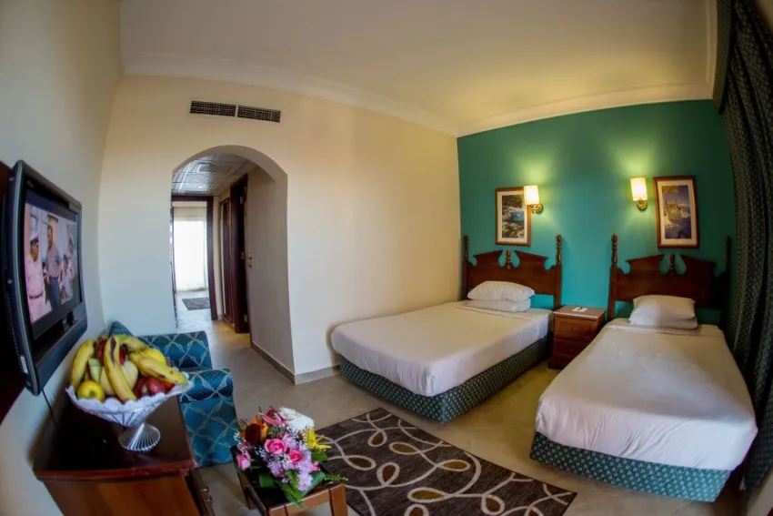 Titanic Resort & Aquapark 4*-4