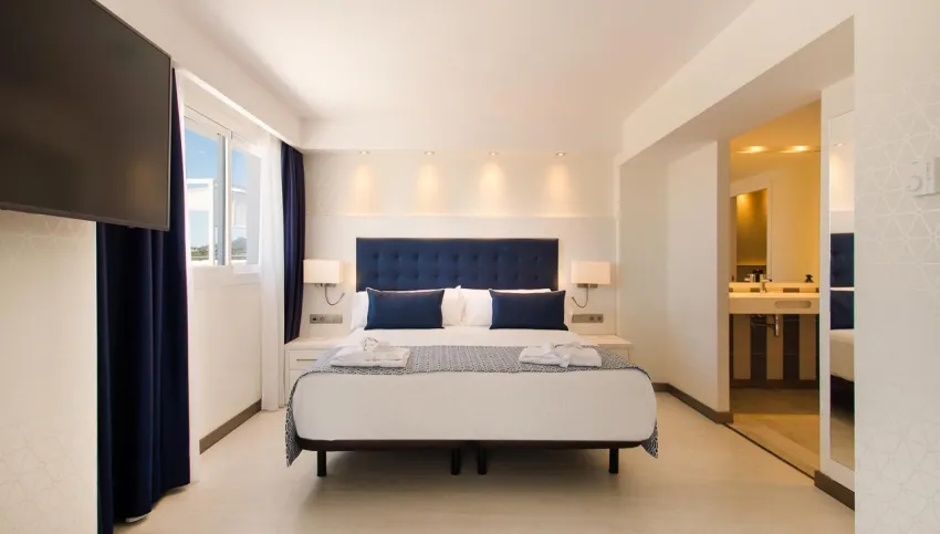 Catalonia Del Mar 4*-19