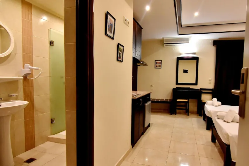 24 Seven Boutique Hotel 3*-3