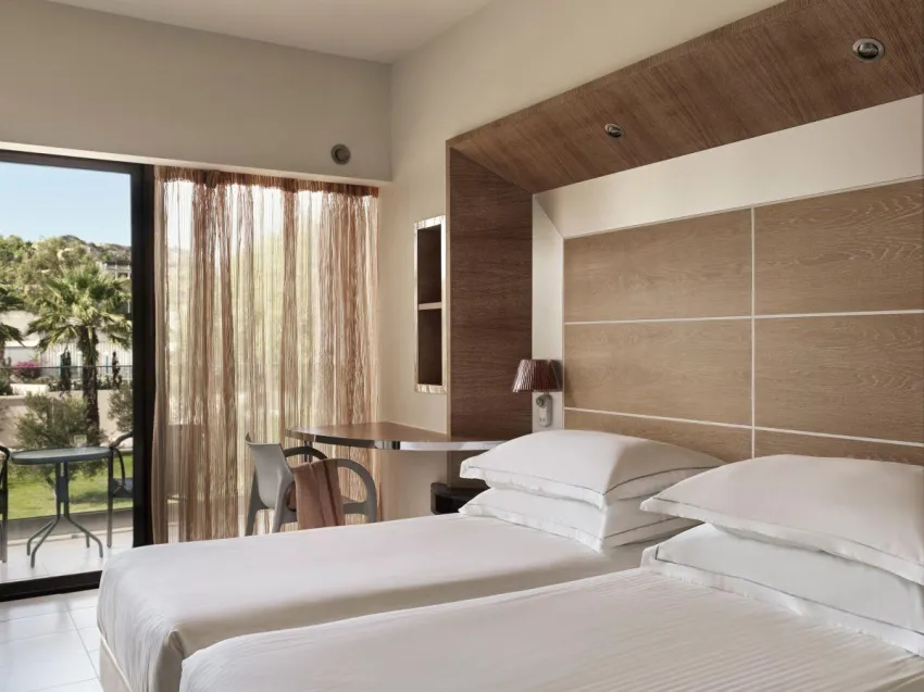 Esperos Palace 4*-32