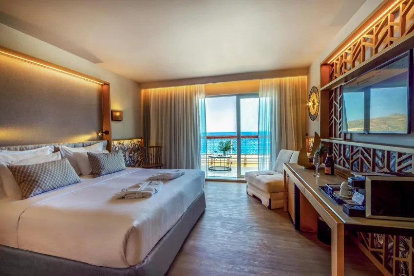 Zeus Eleva Mirabello Bay 5*-9