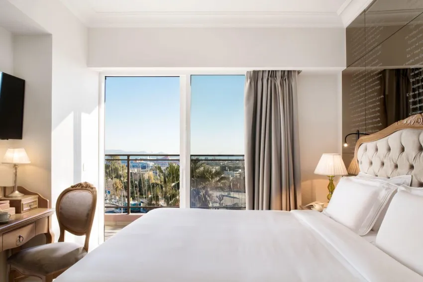 Legacy Gastro Suites 5*-7