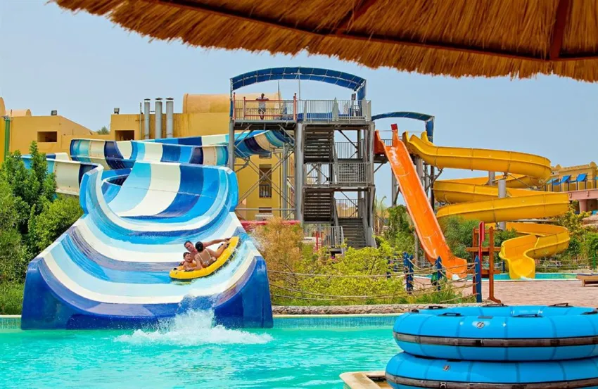 TITANIC BEACH SPA & AQUAPARK   5*-10