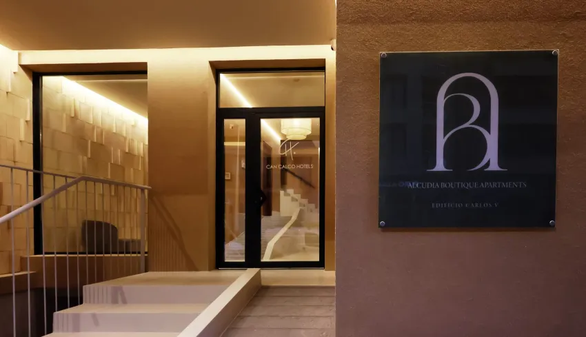 Carlos V Apartments 3*-4
