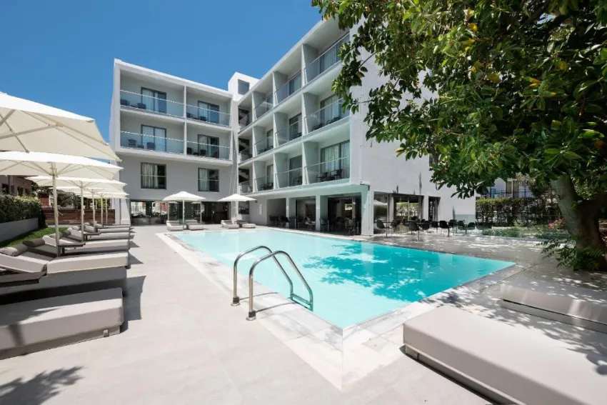 Oktober Downtown Boutique Hotel 3*-17