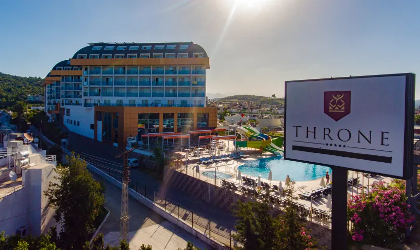 Throne Beach Resort & Spa 5*-6