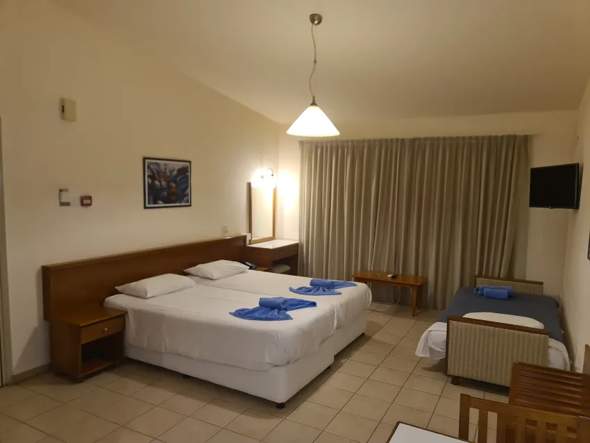 Nissiana Hotel and Bungalows 3*-10