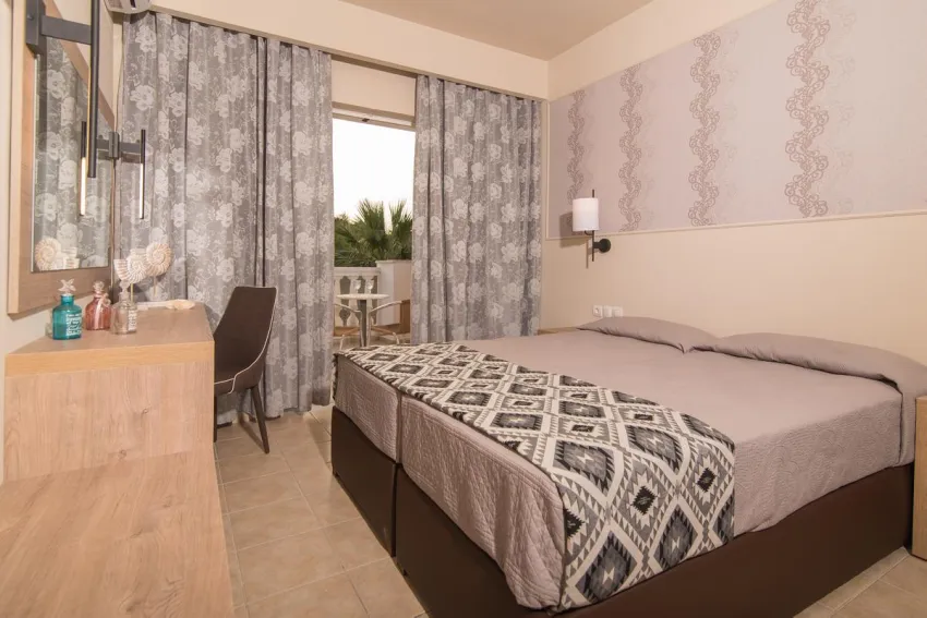 Petros Hotel 3*-35