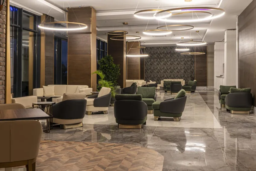 Side Square Hotel 4*-4