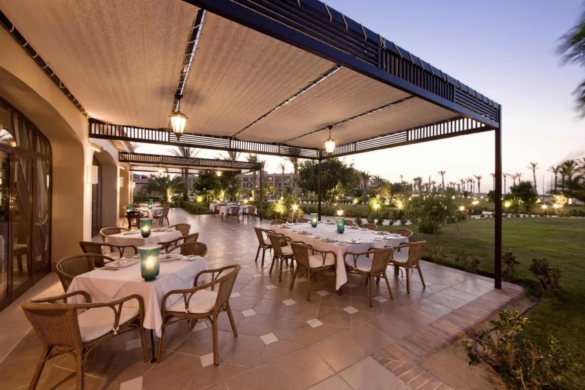 Jaz Almaza Beach 5*-9