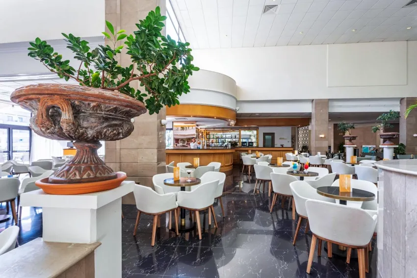 Louis Phaethon Beach 4*-18