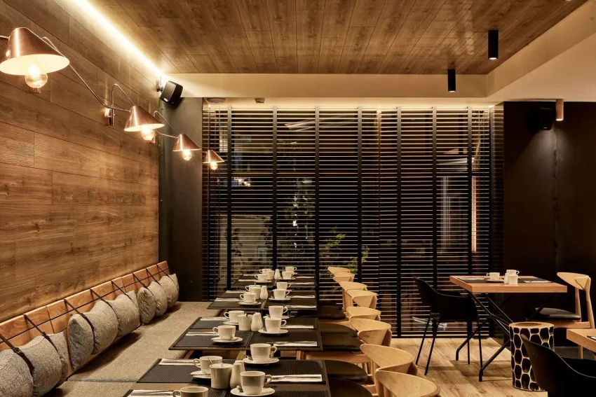 Ibis Styles Heraklion Central 4*-10