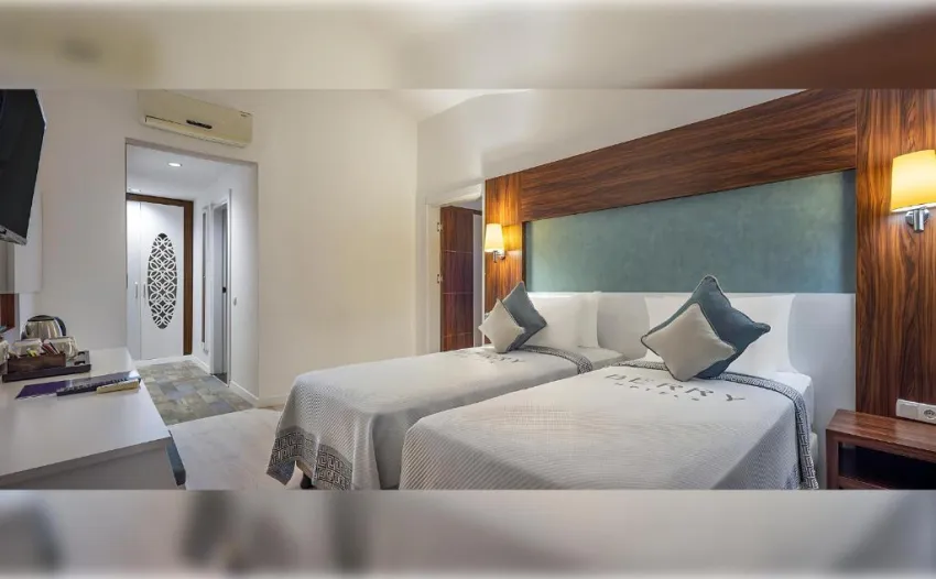 BERRY BLUE HOTEL  5*-19