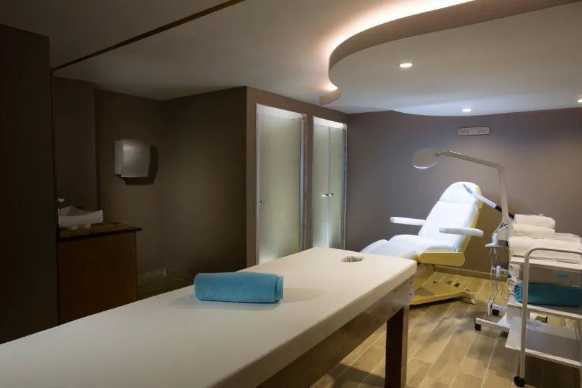 Water Side Resort & Spa 5*-93