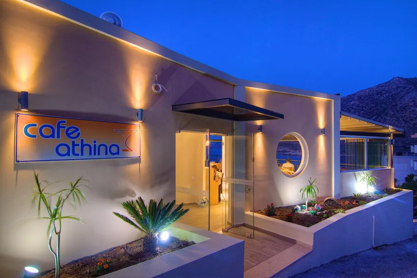 ATHINA APARTMENTS 3*-5