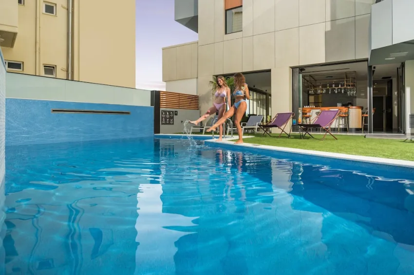 Hyperion City Hotel 4*-94