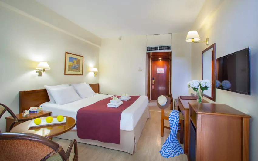 Kapetanios Odysseia Hotel 4*-6
