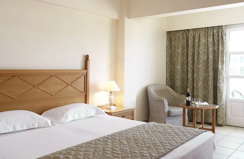 Mitsis Petit Palais 4*-8