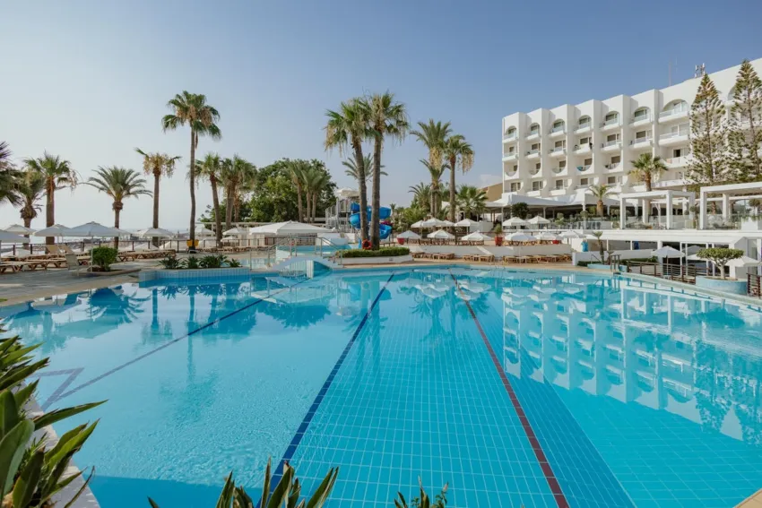 Golden Coast Beach Hotel 4*-3