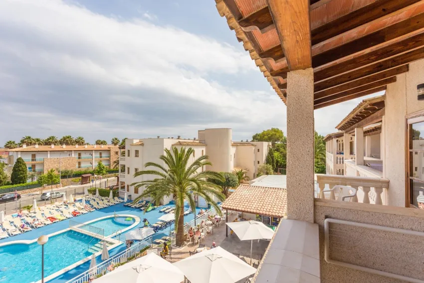 Caprice Isabel Aparthotel 3*-5