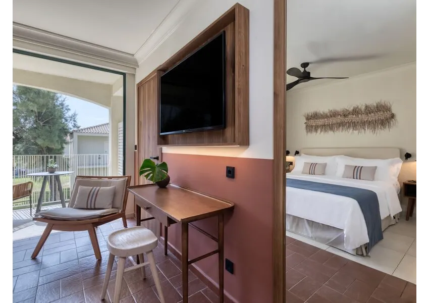 Domes Aulus Zante Autograph Collection 5*-67