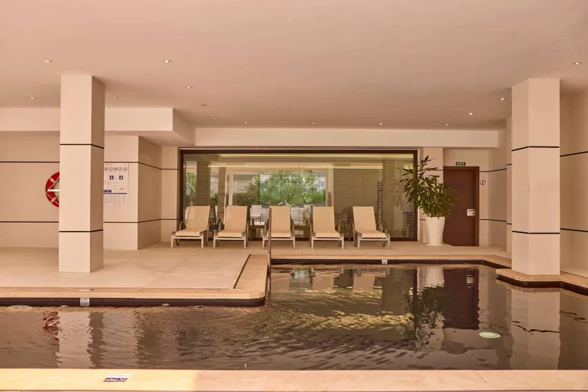 Zafiro Rey Don Jaime 4*-44