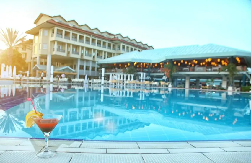 QUEENS PARK LE JARDIN HOTEL  5*-6
