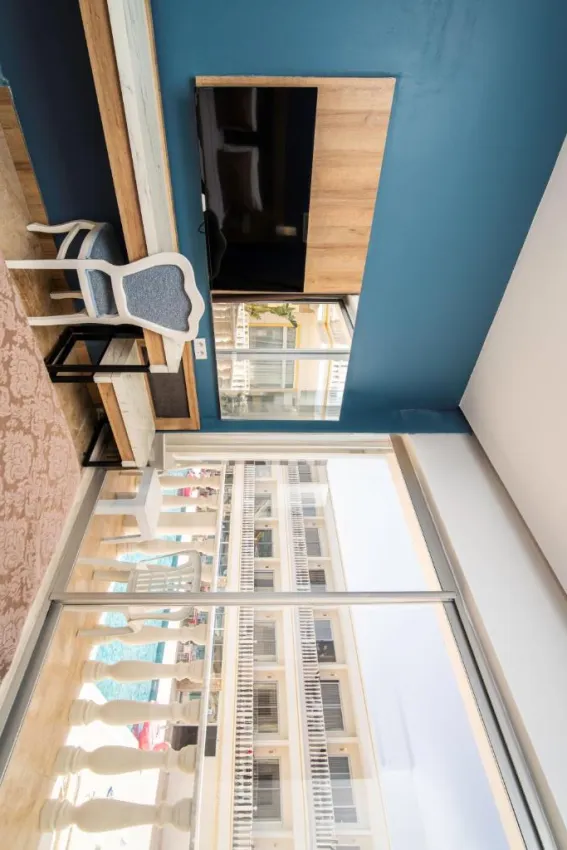 LA PERLA HOTEL  4*-7