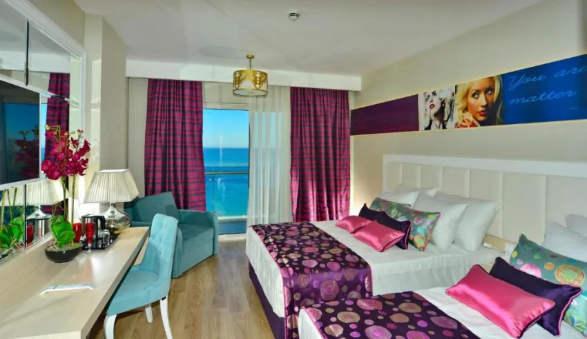 AZURA DELUXE RESORT & SPA HOTEL  5*-14