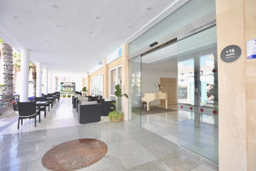 JS Sol de Can Picafort - Adults Only  3*-2