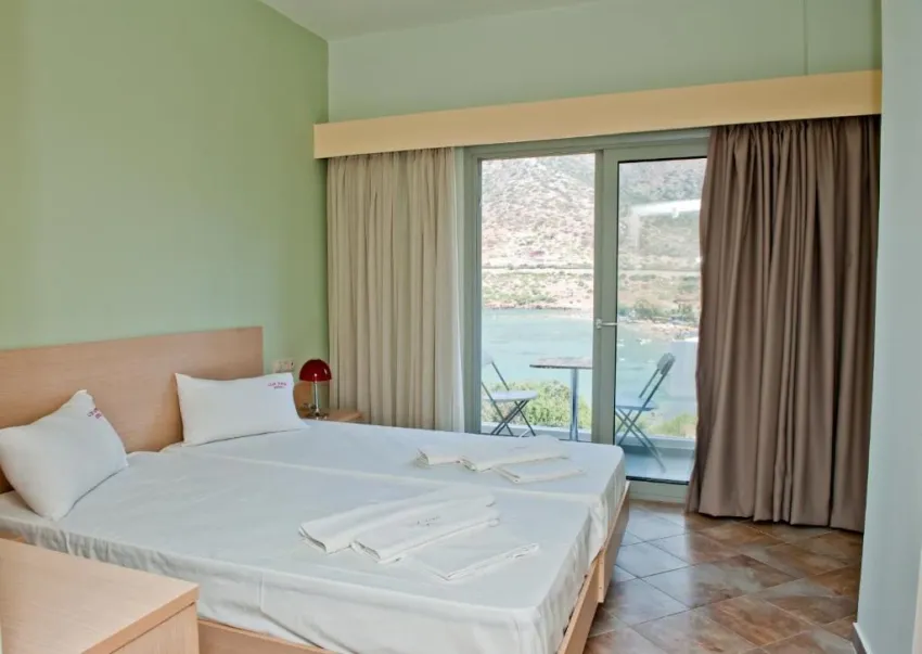 Resol Hotel (Ex. Liza Mary) 4*-19