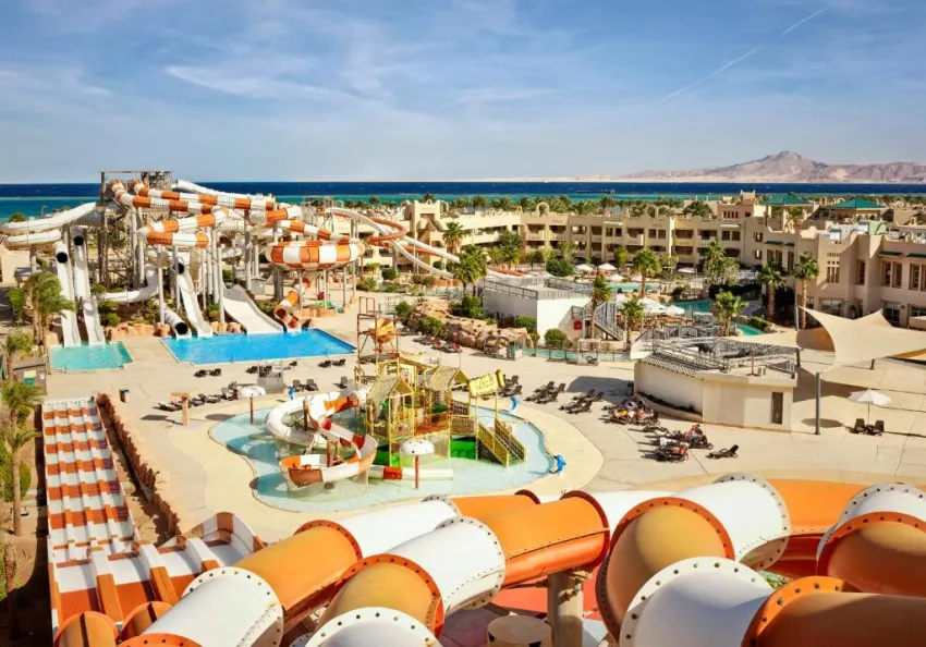 CORAL SEA WATER WORLD  4*-1