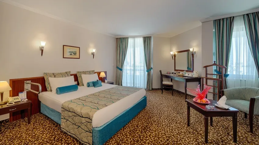 Best Western Plus Khan 4*-45