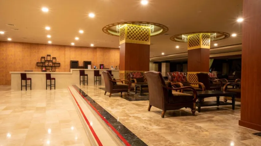 SIAM ELEGANCE HOTELS & SPA  5*-8