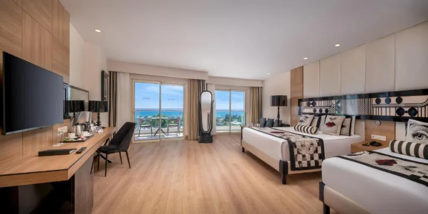 DELPHIN IMPERIAL HOTEL  5*-62