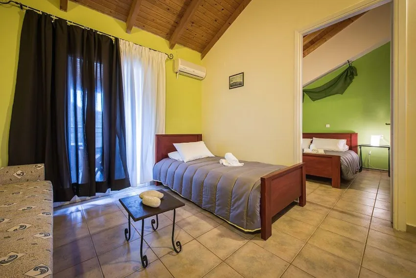 Pension Porto Tsi Ostrias 3*-1