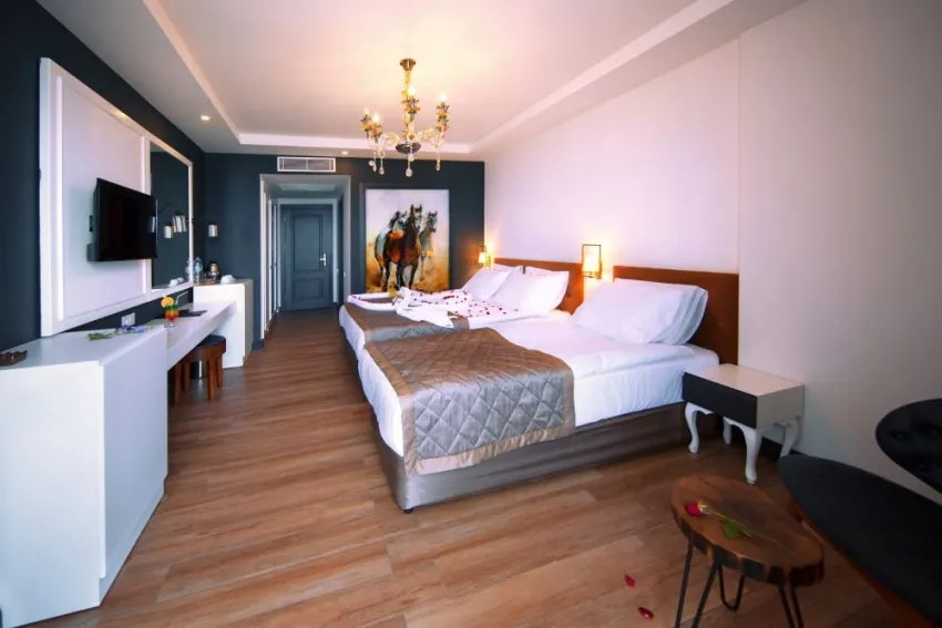SEY BEACH HOTEL & SPA  4*-7
