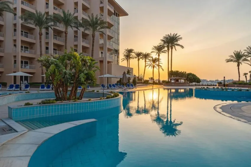 Marriott Beach Resort Hurghada 5*-8