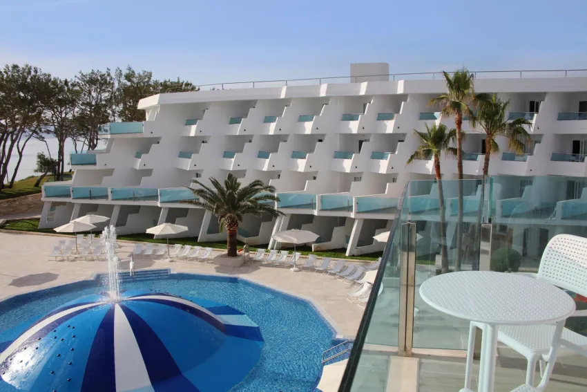 Iberostar Waves Playa de Muro 4*-17