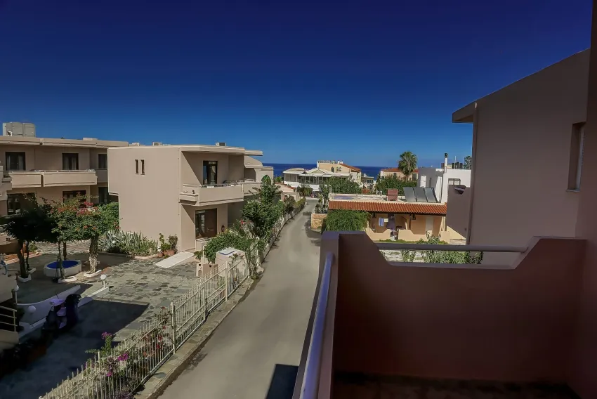 Alexandros Apartments 3*-5