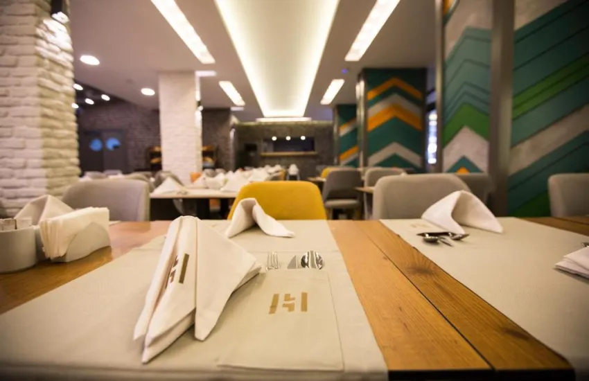 LAREN FAMILY HOTEL & SPA  4*-24