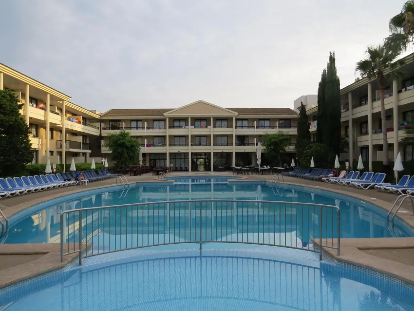 Bahia Pollensa Apart 4*-3