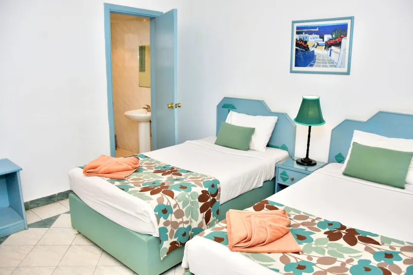 Dive Inn Resort 3*-6