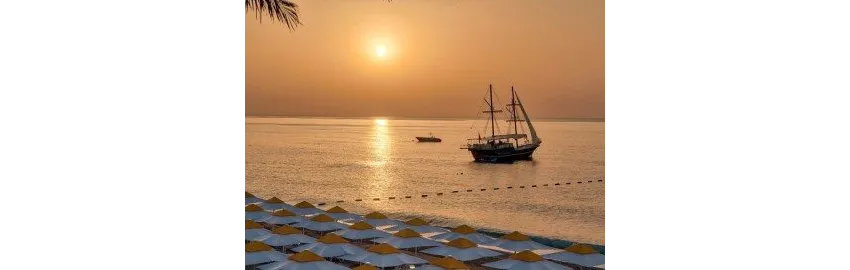 Pirates Beach Club 5*-5
