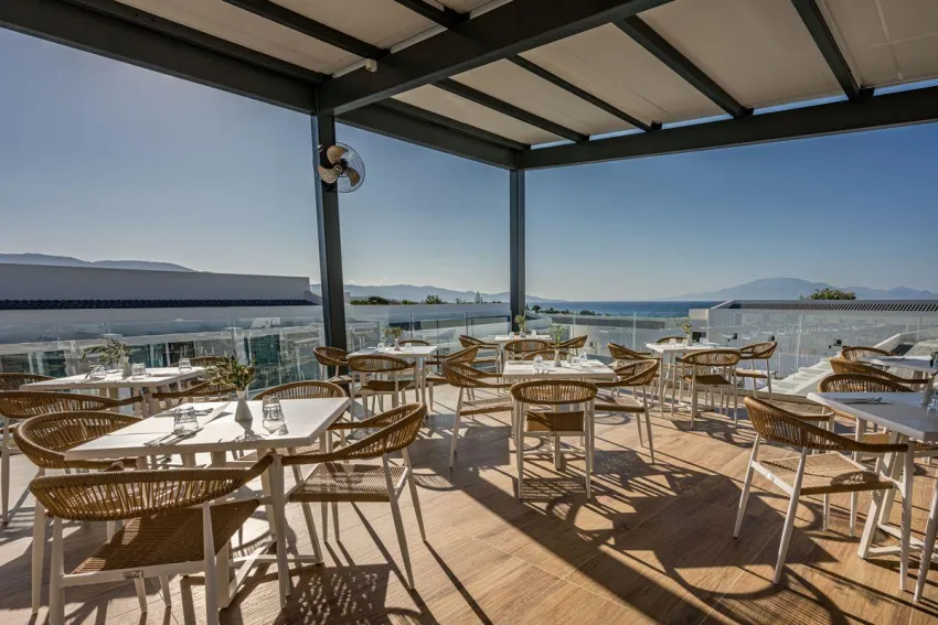 Mer Bleu Beach Hotel 5*-3