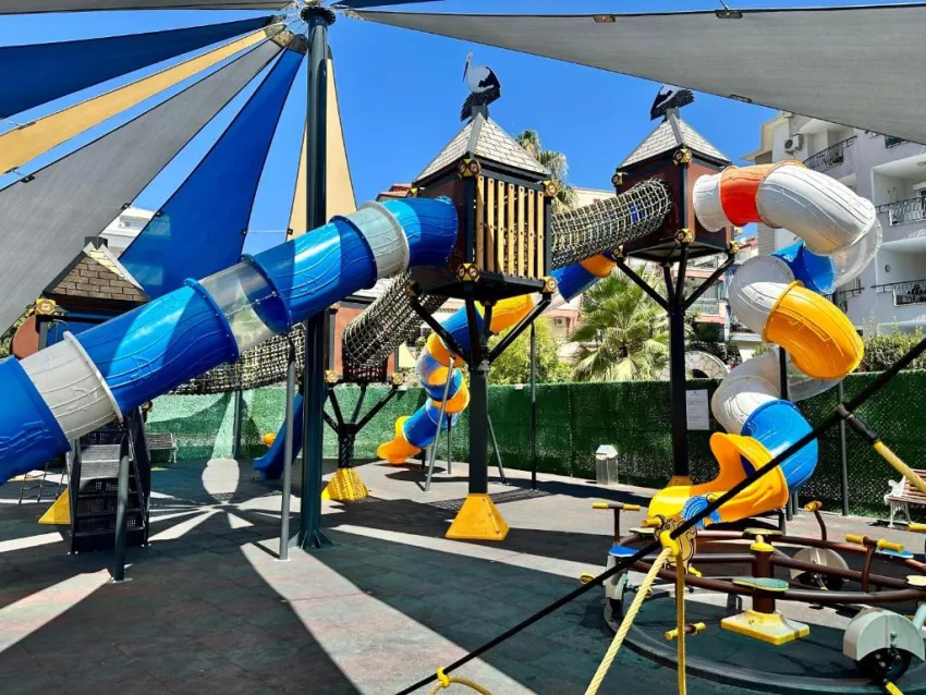 Blue Wave Suite Hotel 4*-10