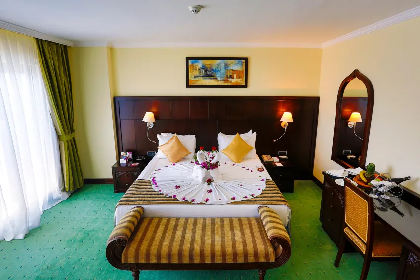 Crowne Plaza Antalya 5*-160