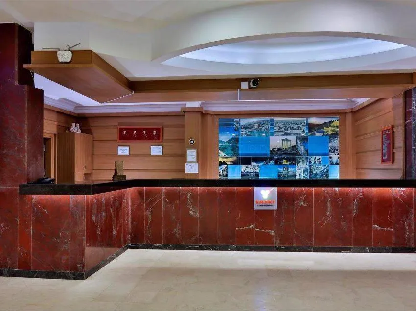 CLUB HOTEL MIRABELL  4*-4