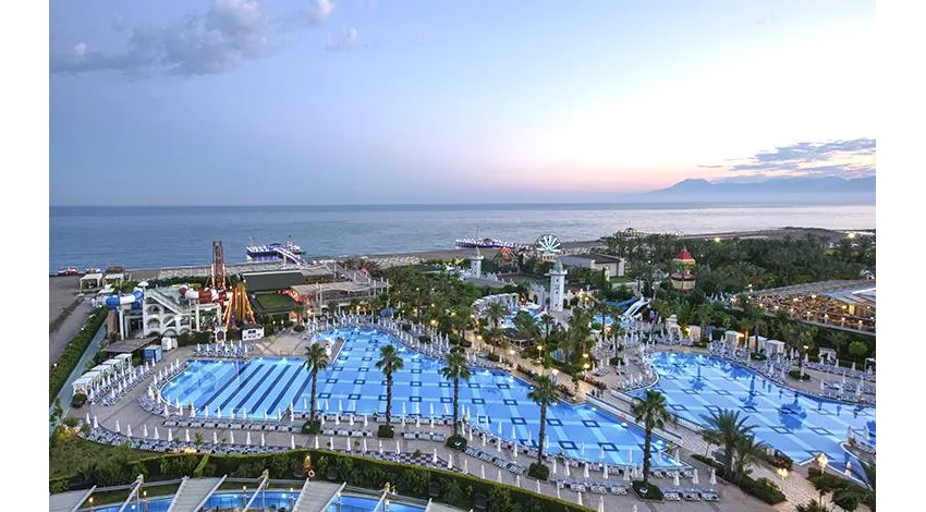 DELPHIN IMPERIAL HOTEL   5*-4